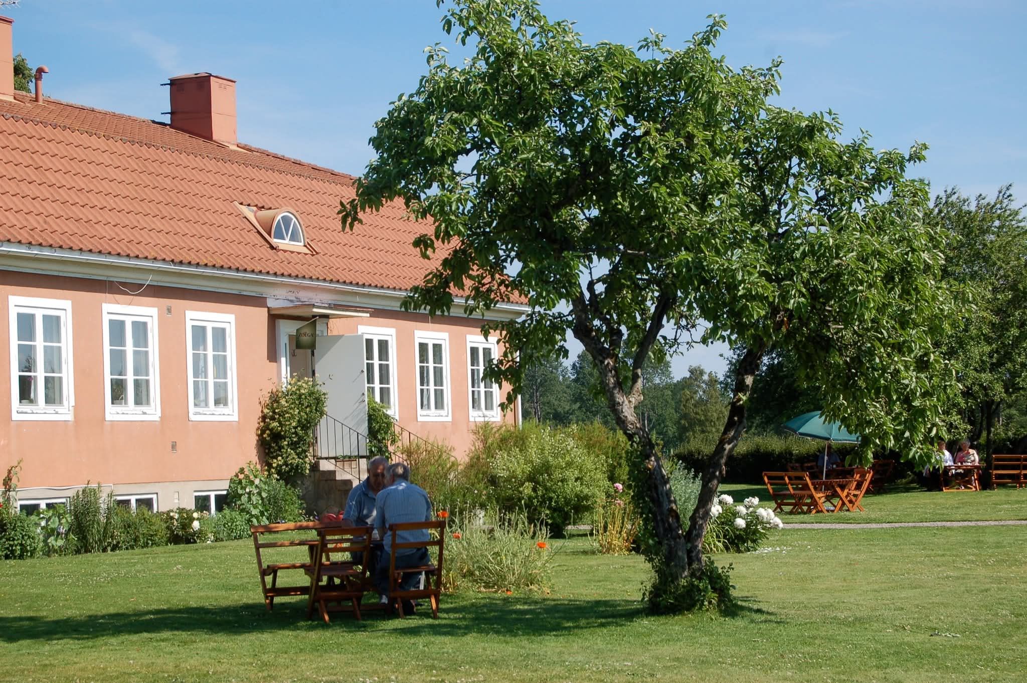 Stationshuset i Horda som nu är ett kafé